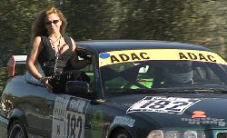 Black-Thunder-Lady im BMW M3